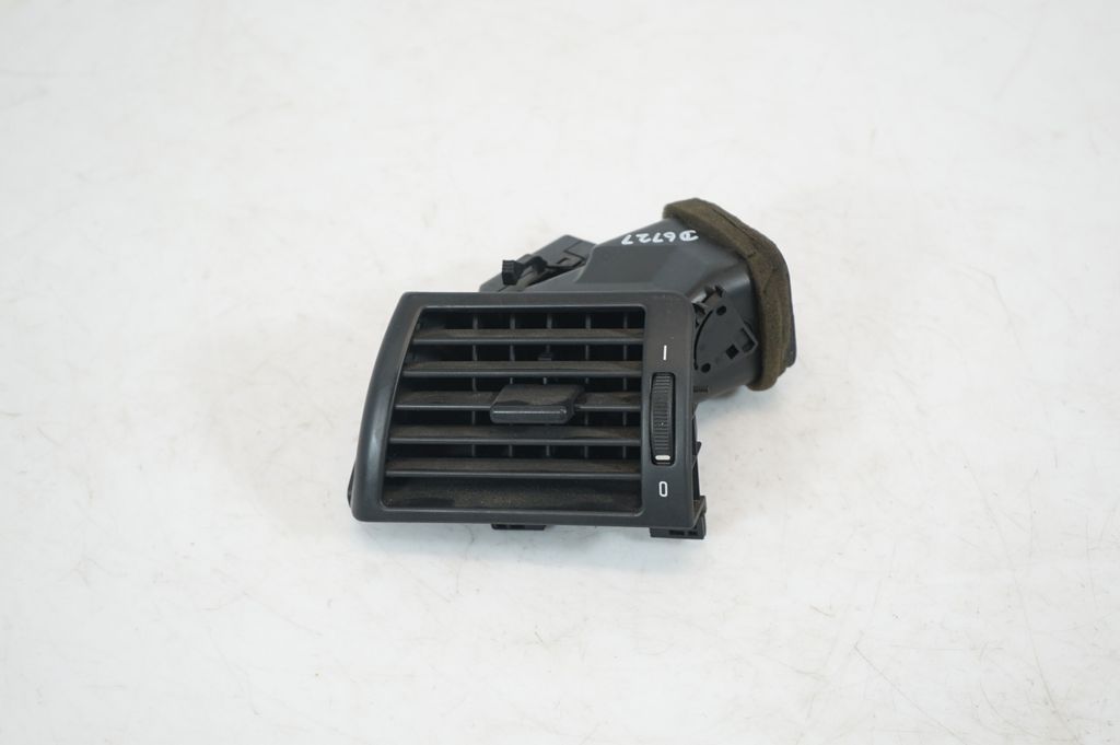 Dashboard side air vent grill/cover trim