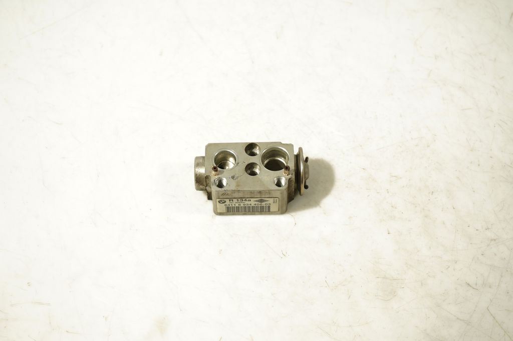 Air conditioning (A/C) expansion valve (5)
