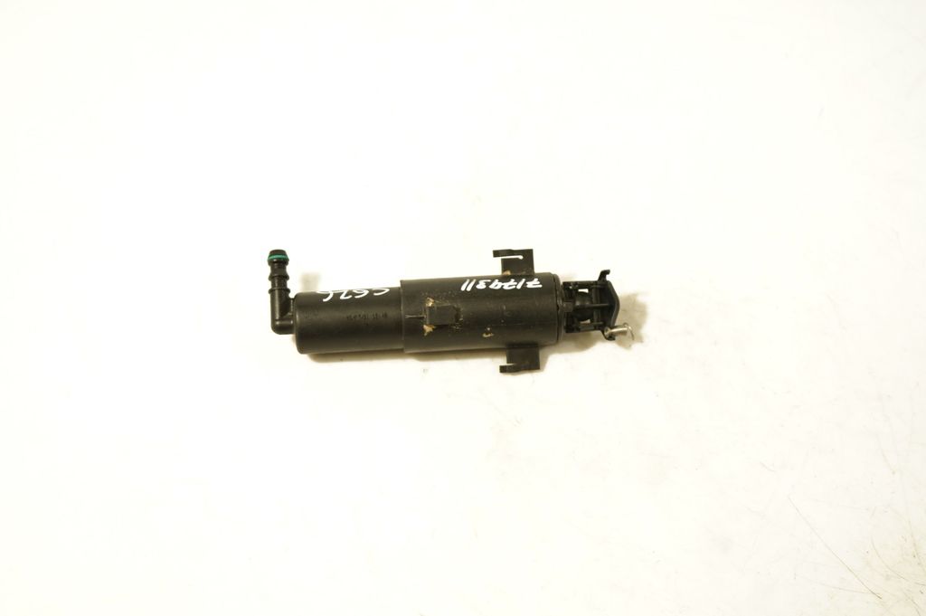 Headlight washer spray nozzle (2)