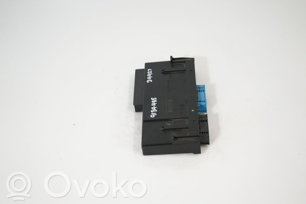 Comfort/convenience module (4)
