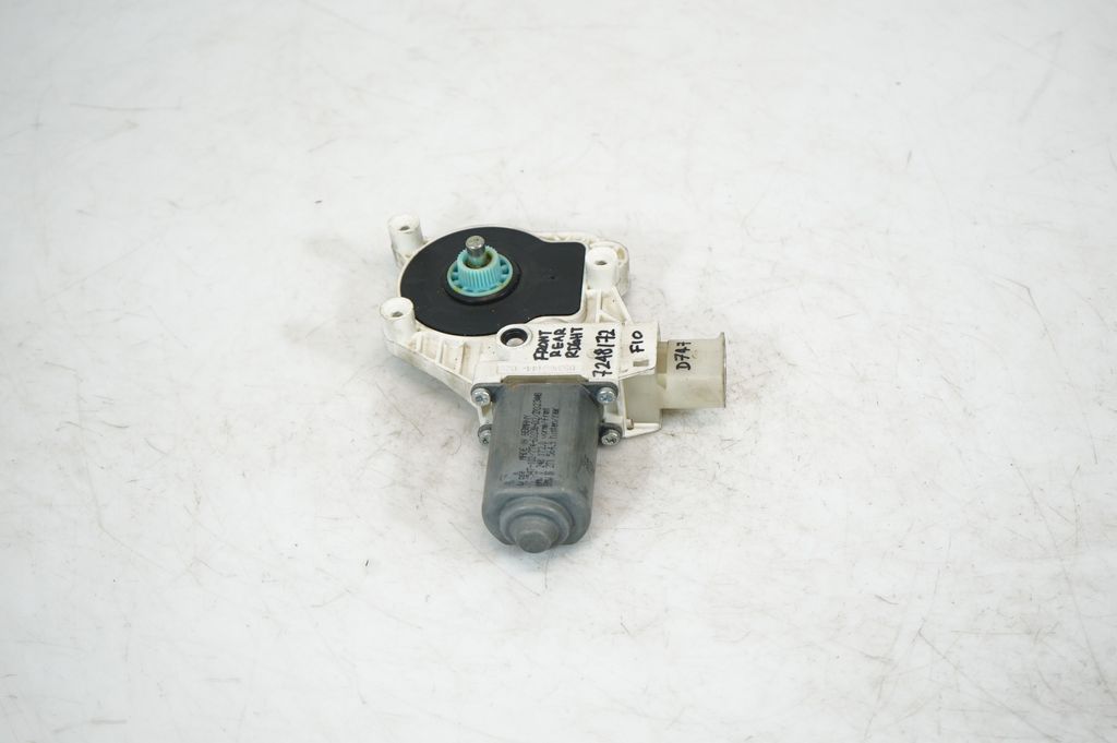 Front door window regulator with motor (4)