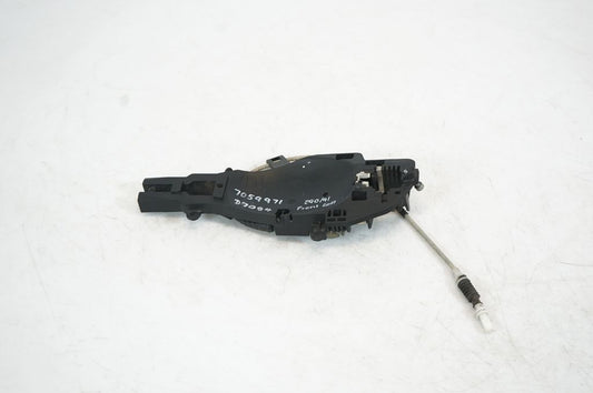 Front door exterior handle/bracket