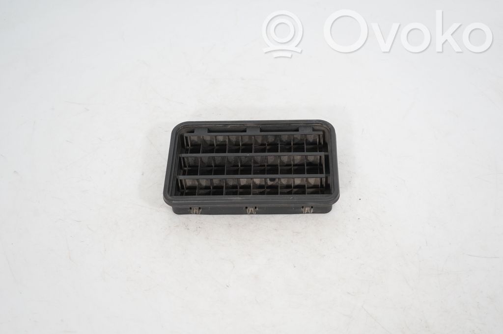 Quarter panel pressure vent (3)