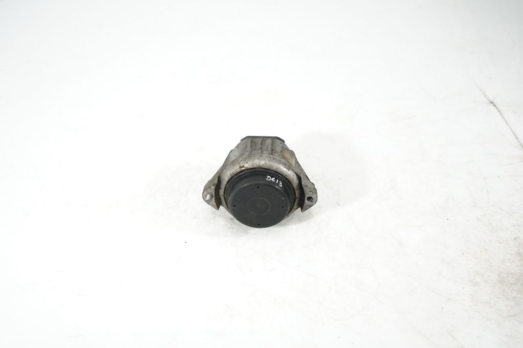 Engine mount bracket (3)