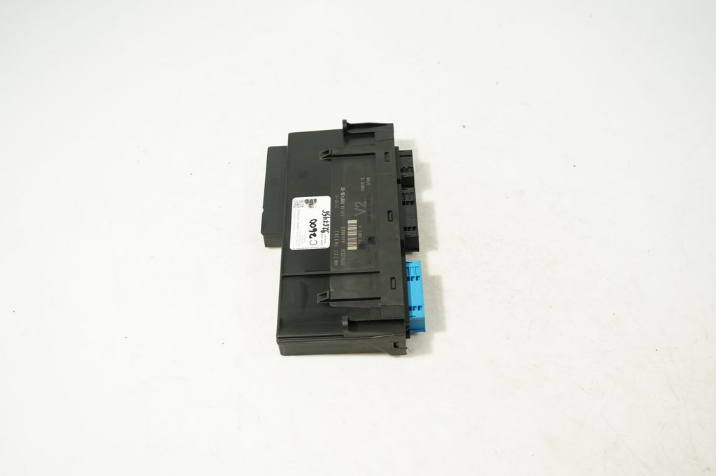 Comfort/convenience module (4)