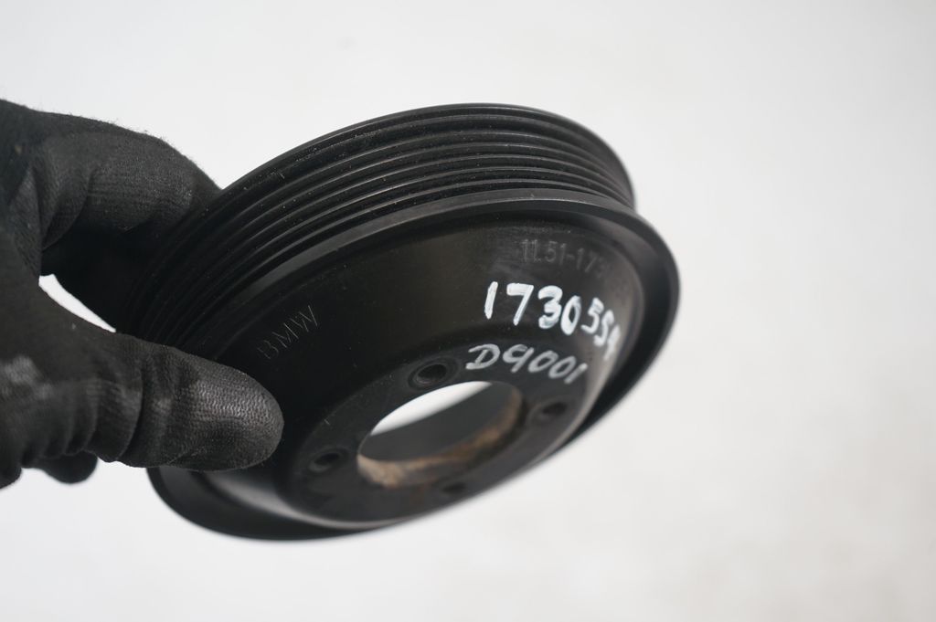 Water pump pulley (3)