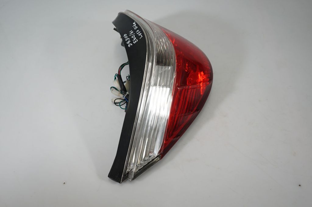 Rear/tail lights (4)