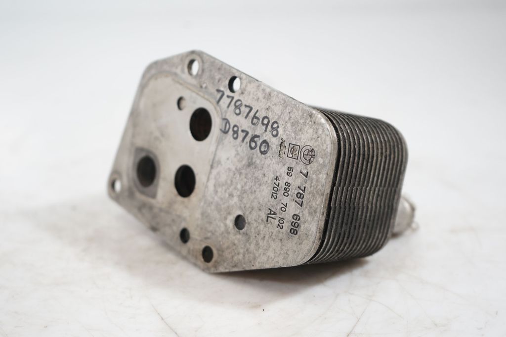 Engine oil radiator (9)