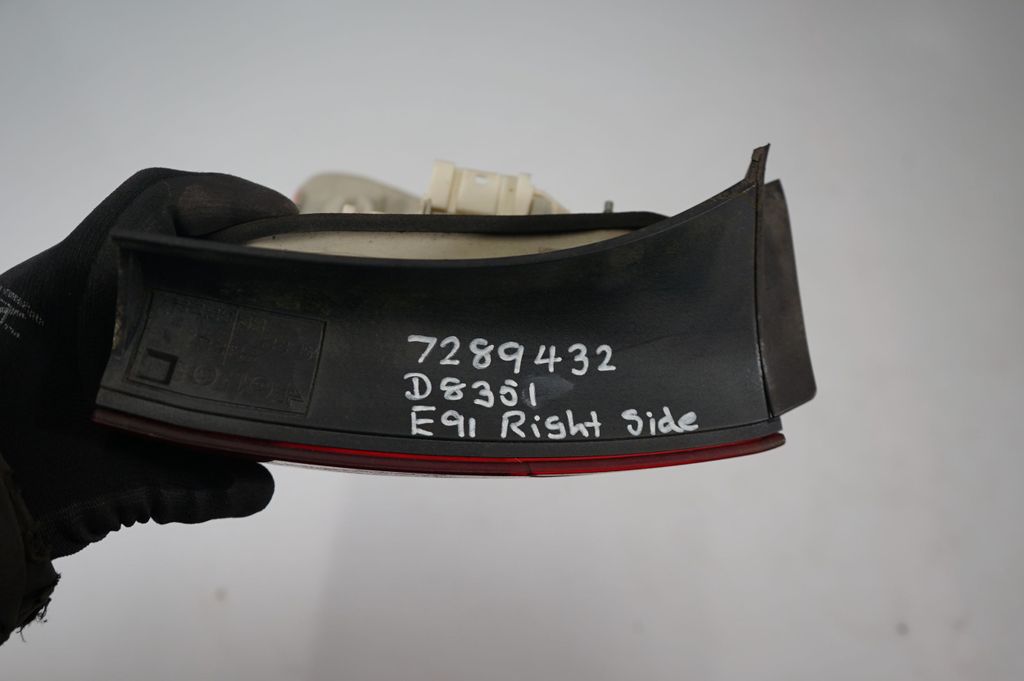 Rear/tail lights (10)