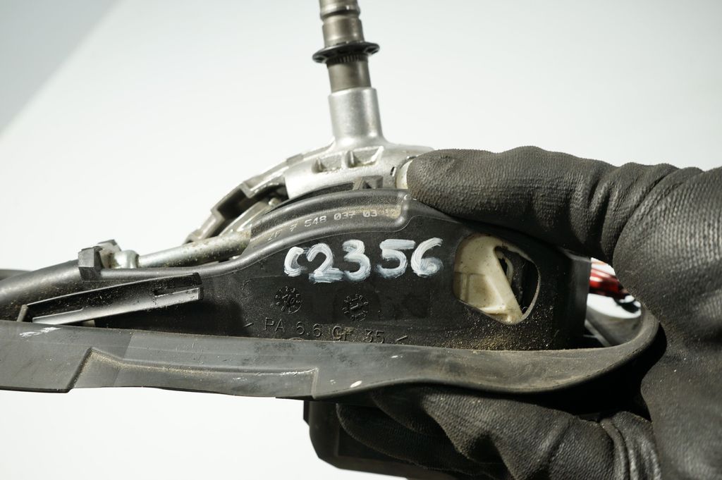Gear shifter/selector (13)