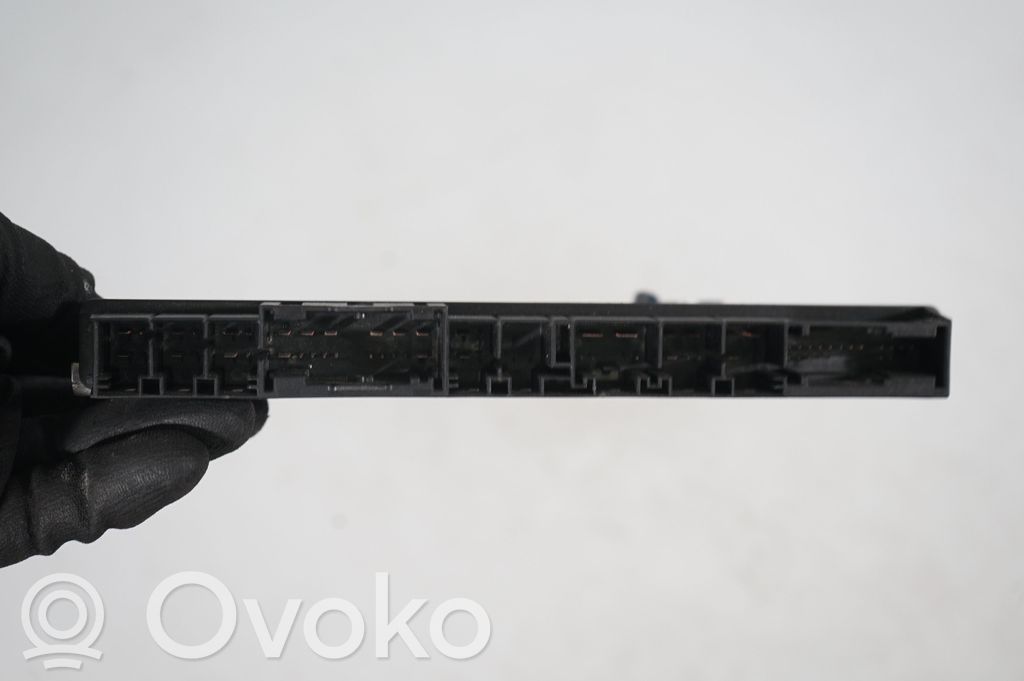 Seat control module (6)