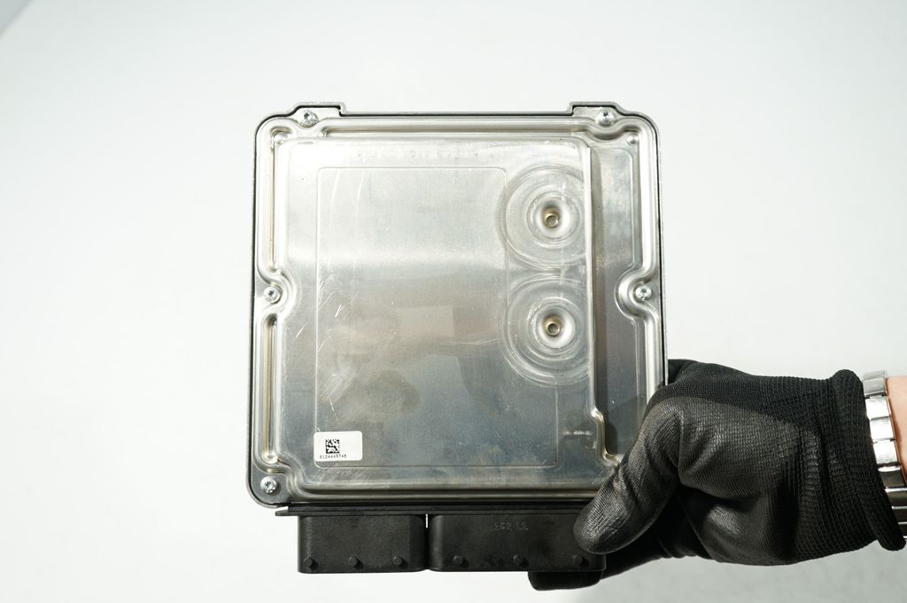 Engine control unit/module (7)