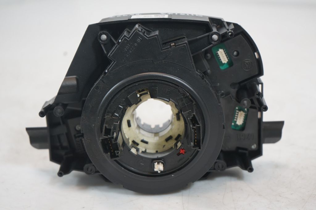 Wiper turn signal indicator stalk/switch (9)