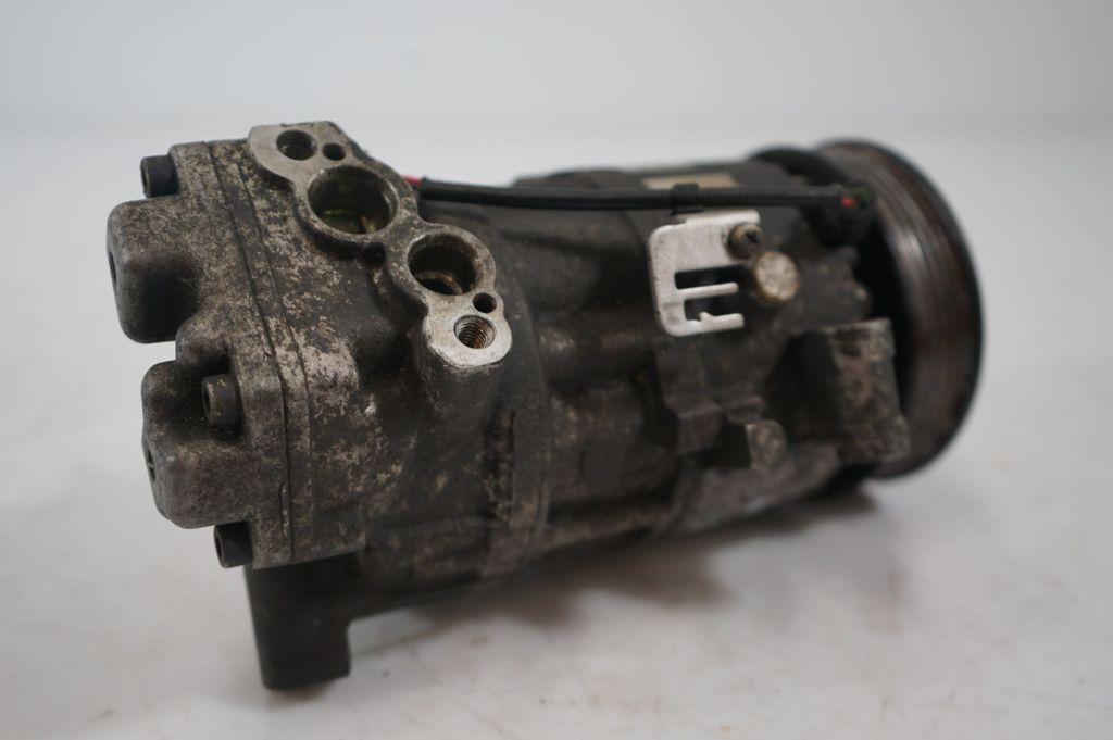 Air conditioning (A/C) compressor (pump) (9)