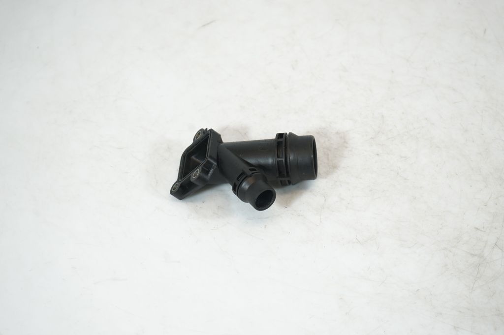 Engine coolant pipe/hose (5)