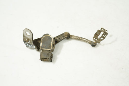 Accelerator throttle pedal