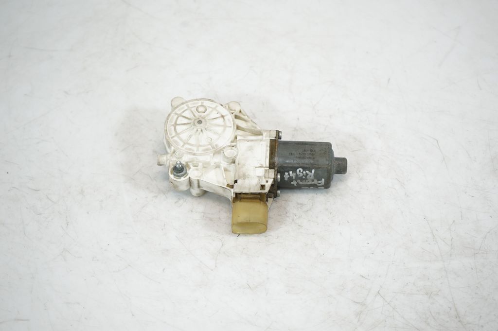 Front door window regulator with motor (5)