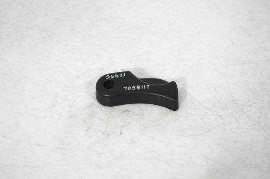 Engine bonnet (hood) release handle