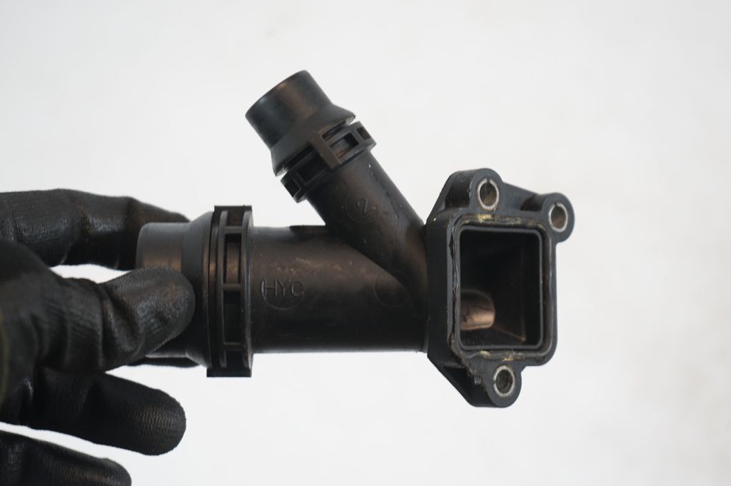Engine coolant pipe/hose (6)