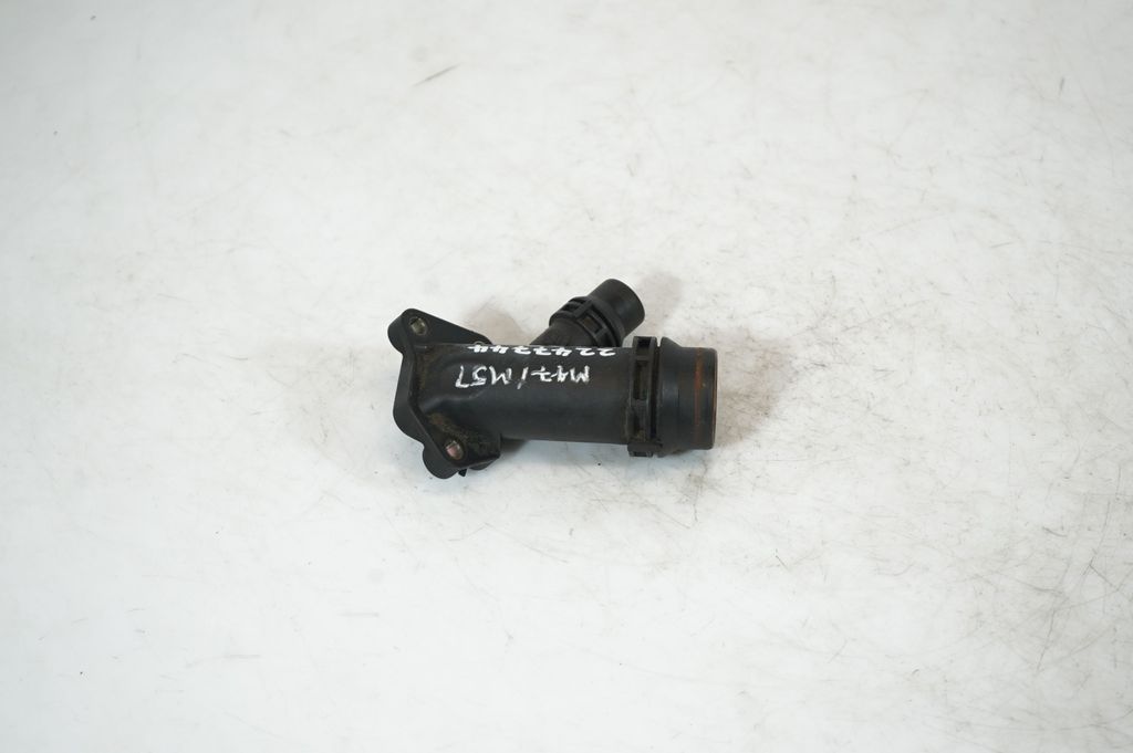 Engine coolant pipe/hose (3)