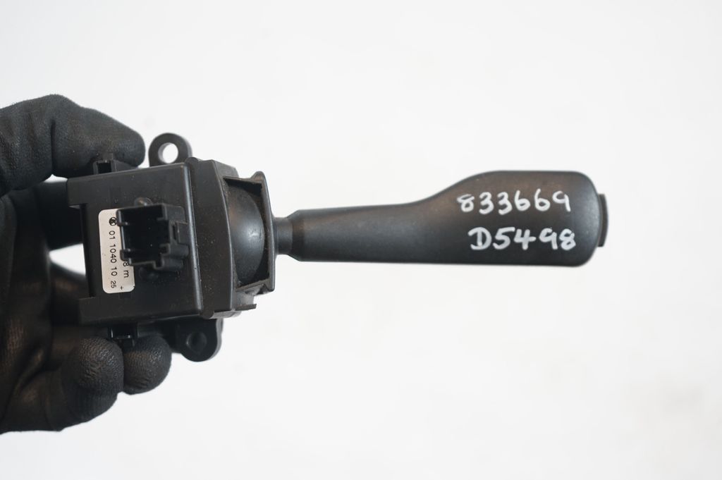 Wiper control stalk (8)