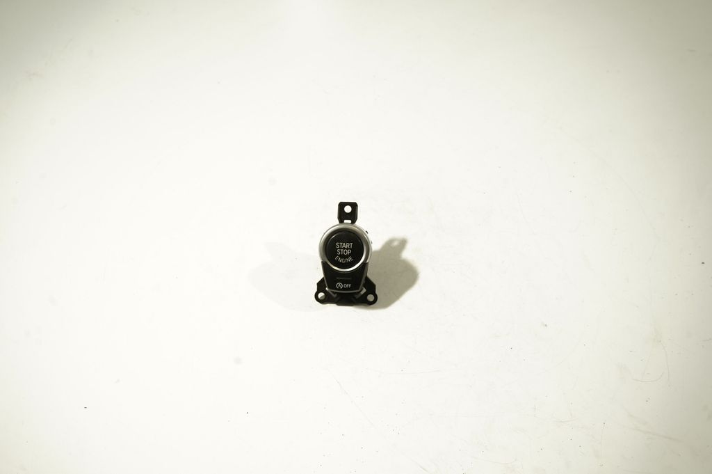Engine start stop button switch