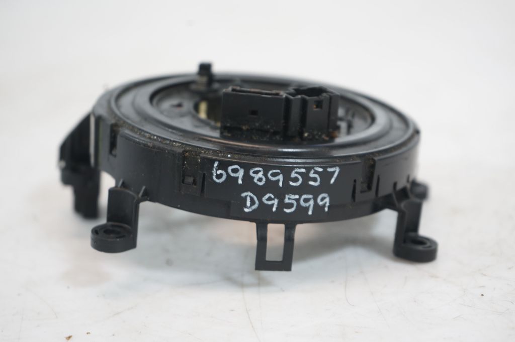 Wiper turn signal indicator stalk/switch (7)