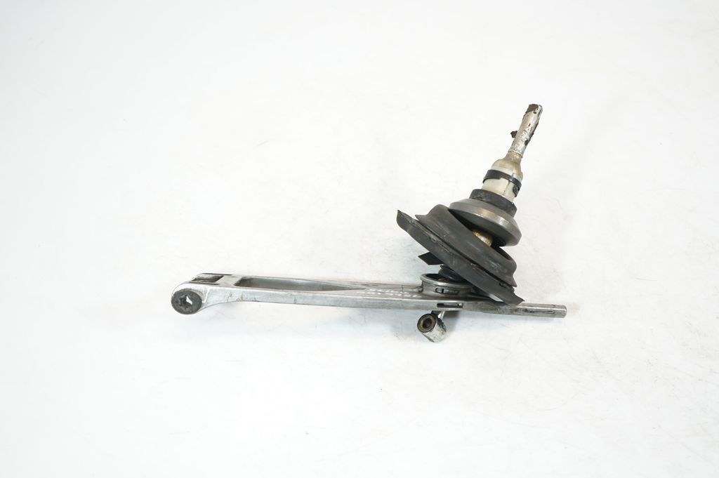 Gear shifter/selector (3)