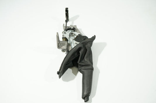 Handbrake/parking brake lever assembly