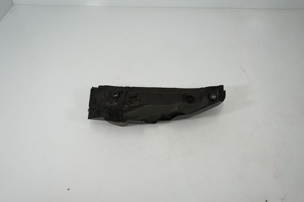 Engine cover (trim) (5)