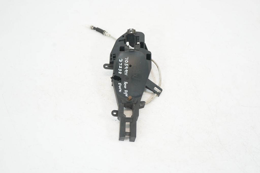 Front door exterior handle/bracket (2)