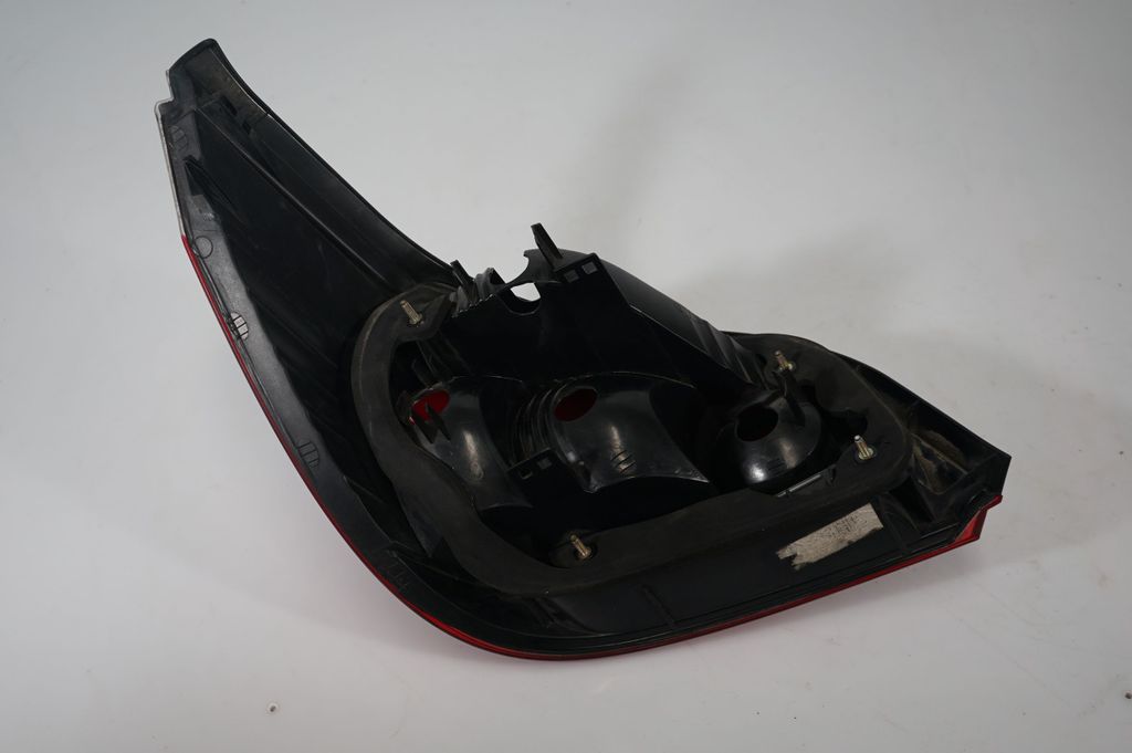 Rear/tail lights (5)