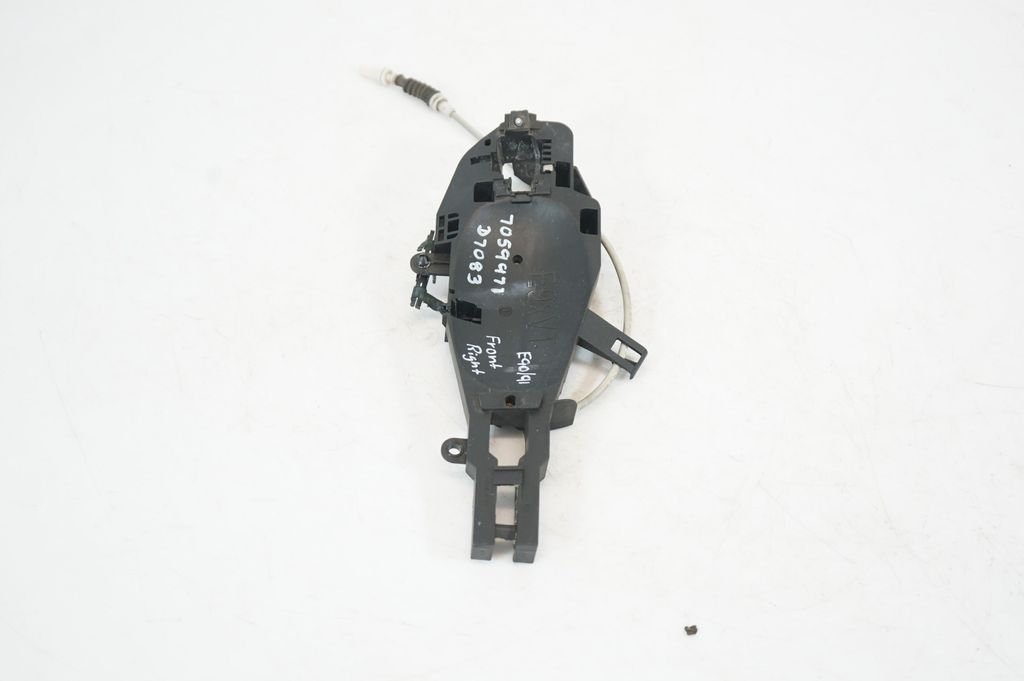 Front door exterior handle/bracket (2)