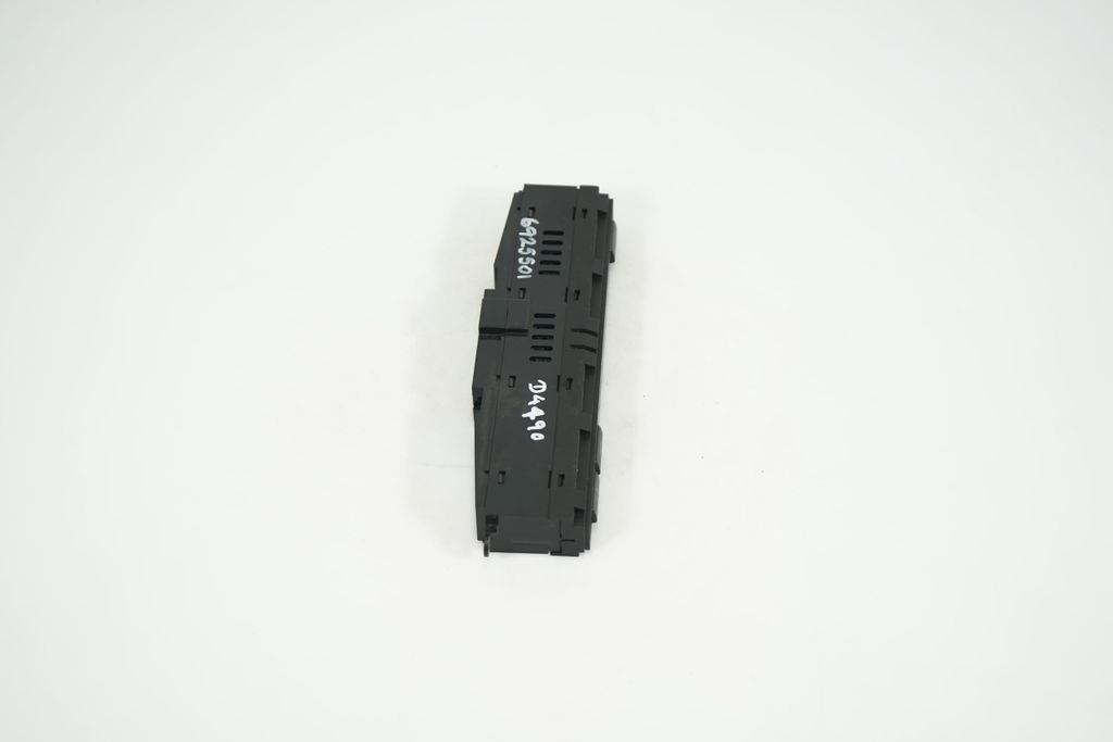 Seat heating switch (2)