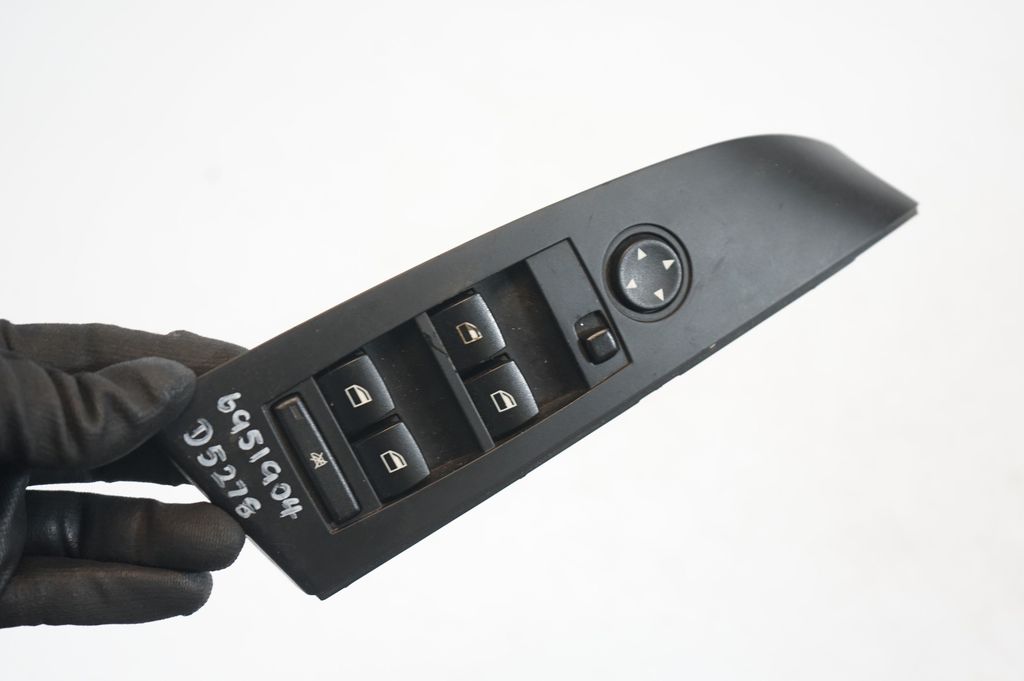 Electric window control switch (6)