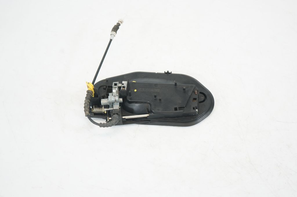 Front door exterior handle/bracket (5)