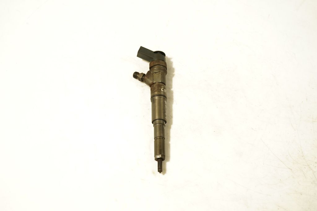 Fuel injector