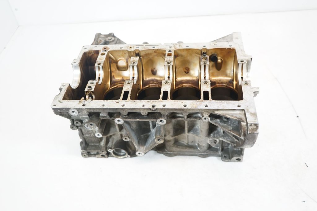 Engine block (5)