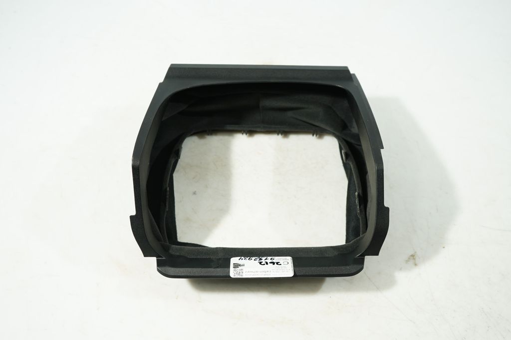 Steering wheel column trim (3)