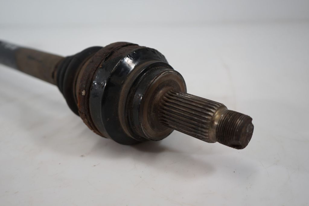 Rear driveshaft (4)