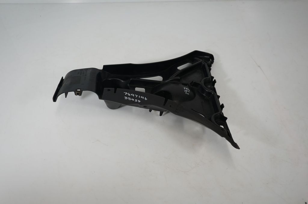 Rear bumper mounting bracket (2)
