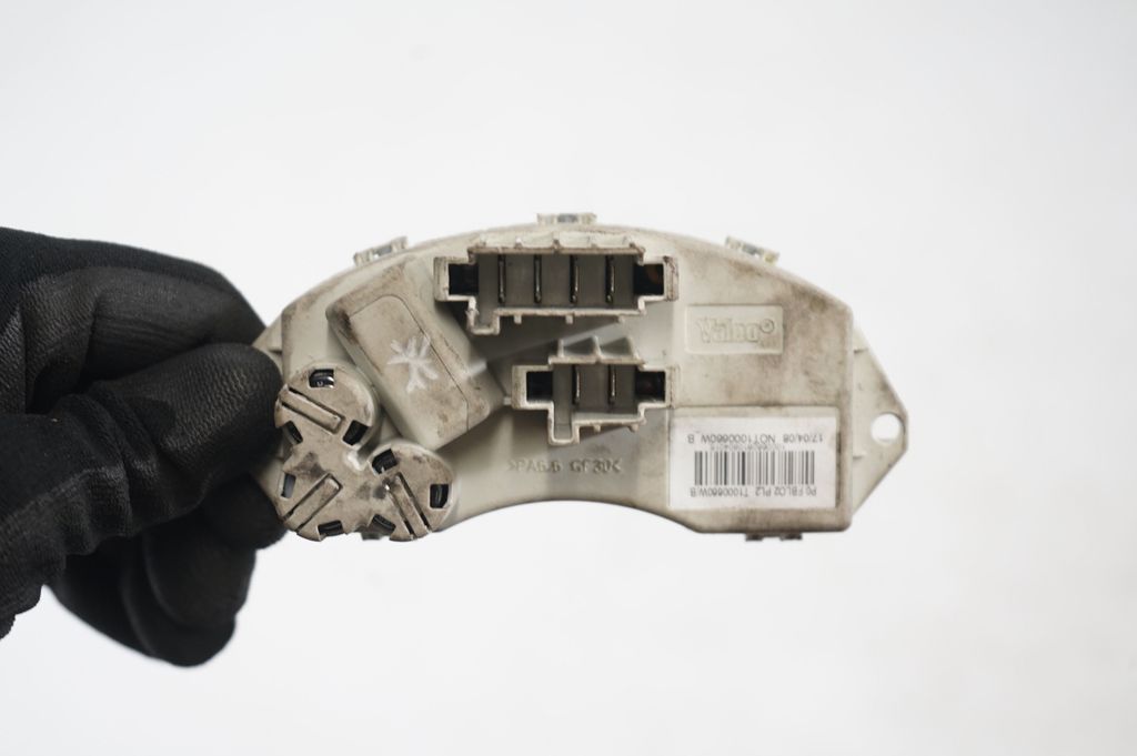 Heater blower motor/fan resistor (7)