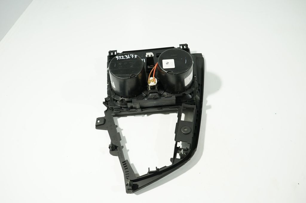 Center console (7)