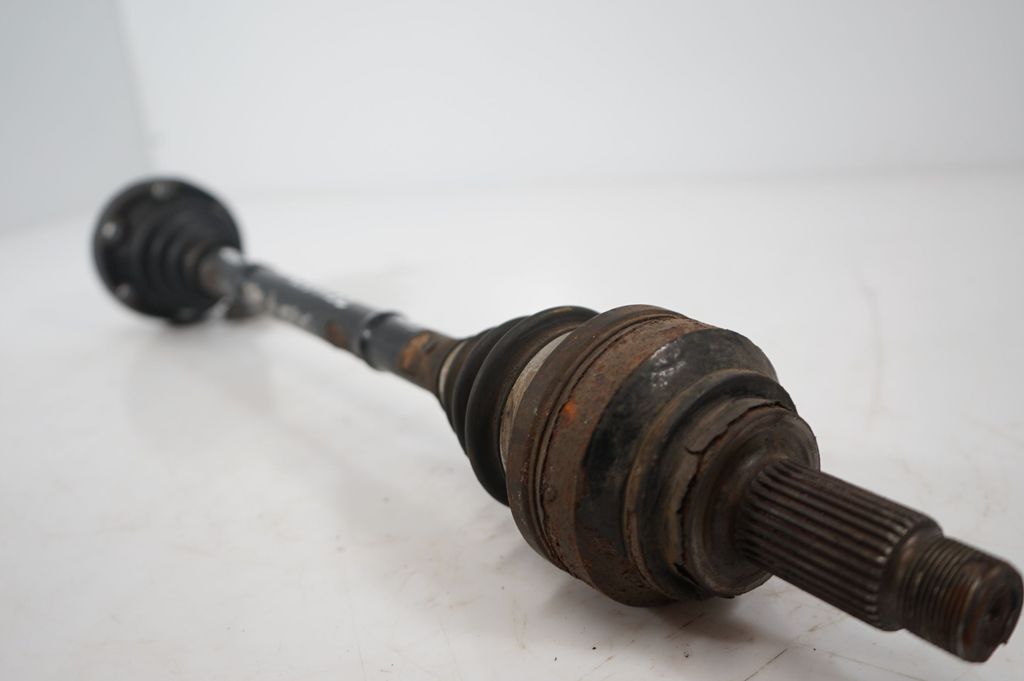 Rear driveshaft (5)