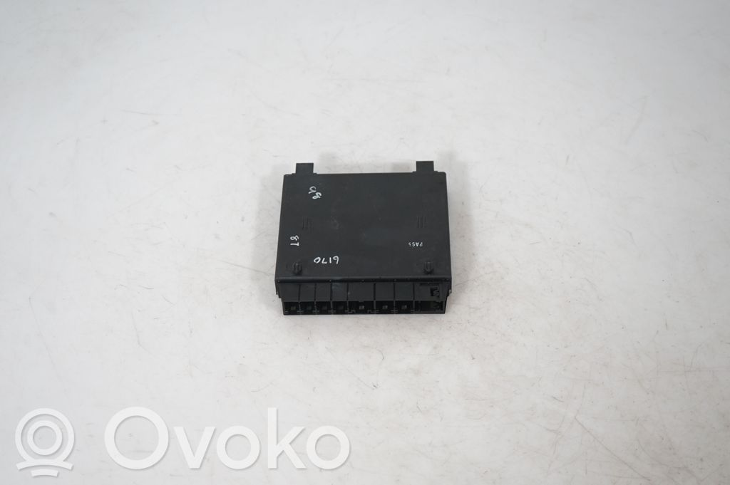 Seat control module (5)