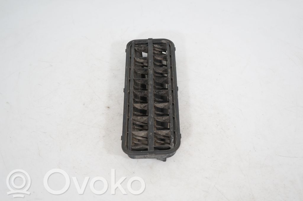 Quarter panel pressure vent (4)