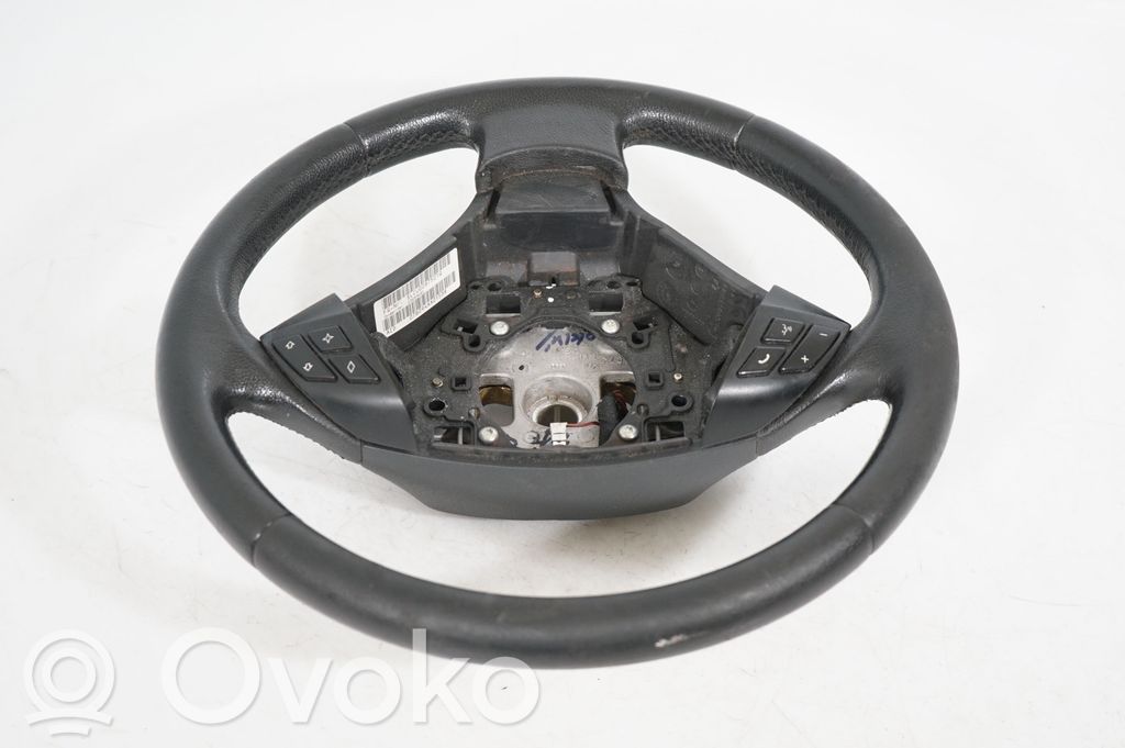 Steering wheel (3)