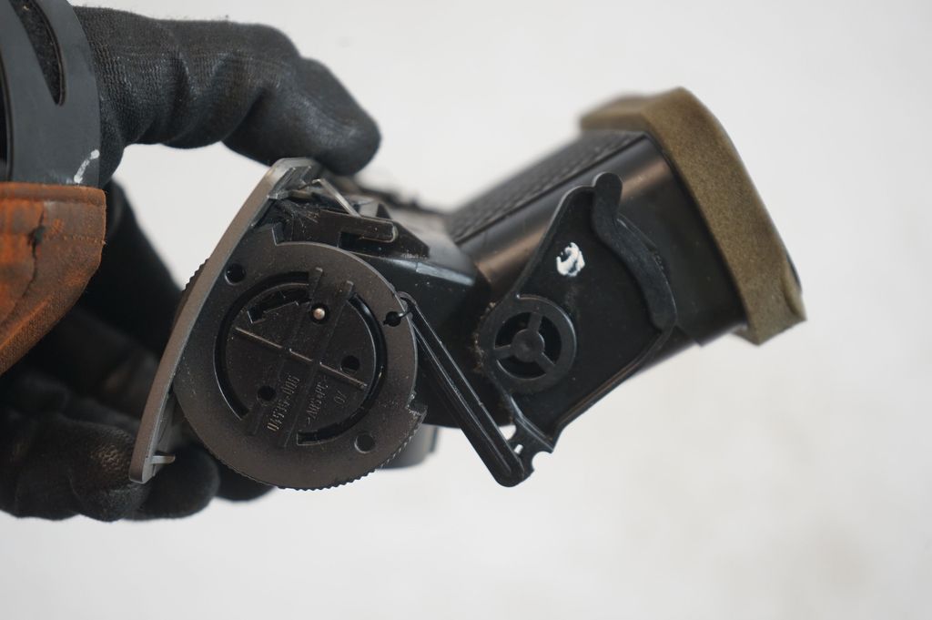 Dashboard side air vent grill/cover trim (6)