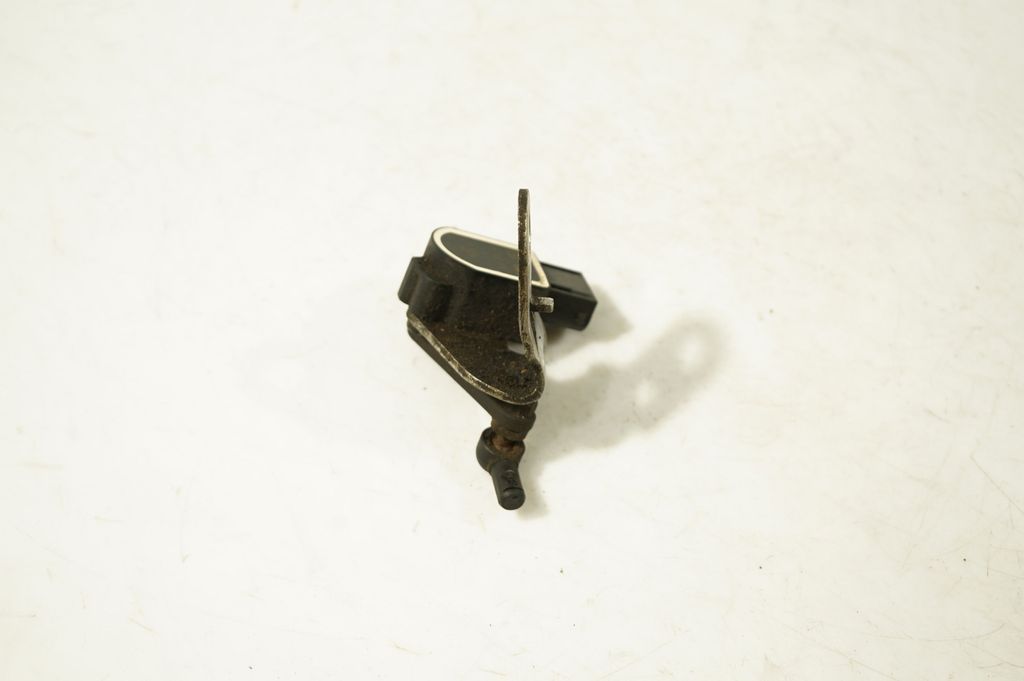 Headlight/headlamp level sensor (4)
