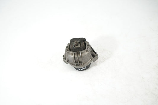 Engine mount bracket